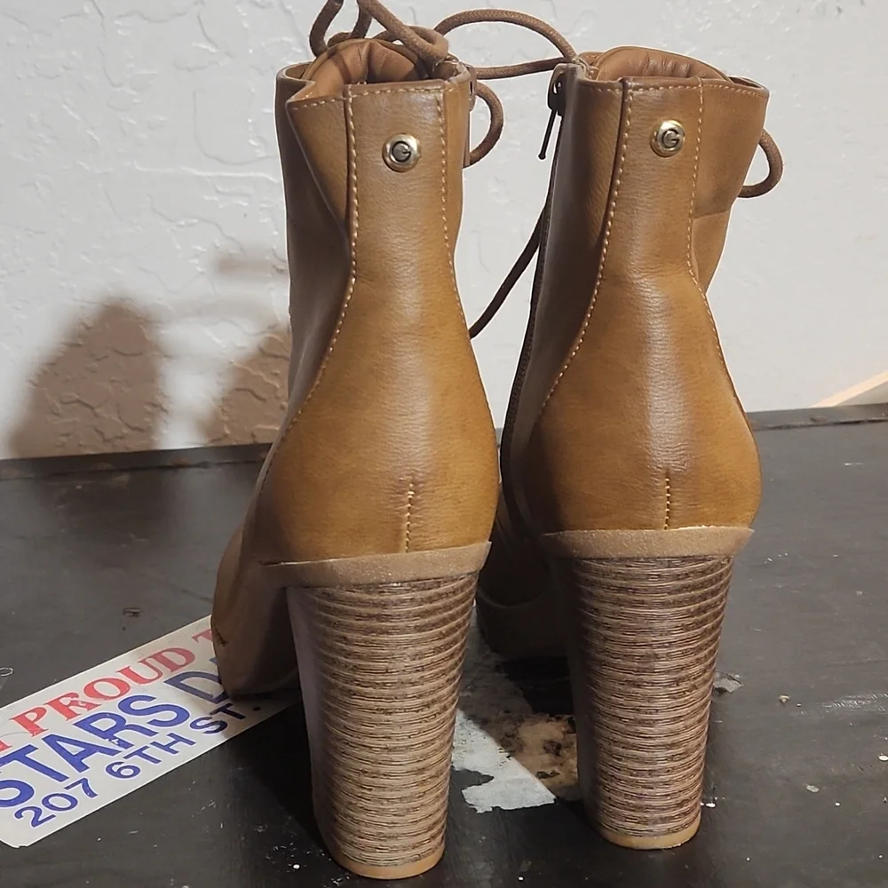 GBG GUESS 7.5M High Side Zip Lace Up Heel Boot